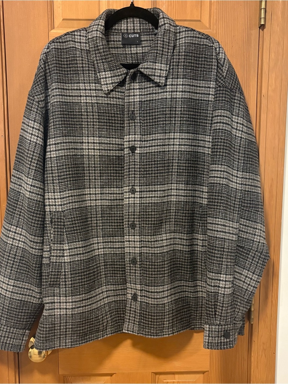 Cuts Clothing Men’s Black and Gray Glen Plaid Wool Blend Premium Shirt Jacket; L